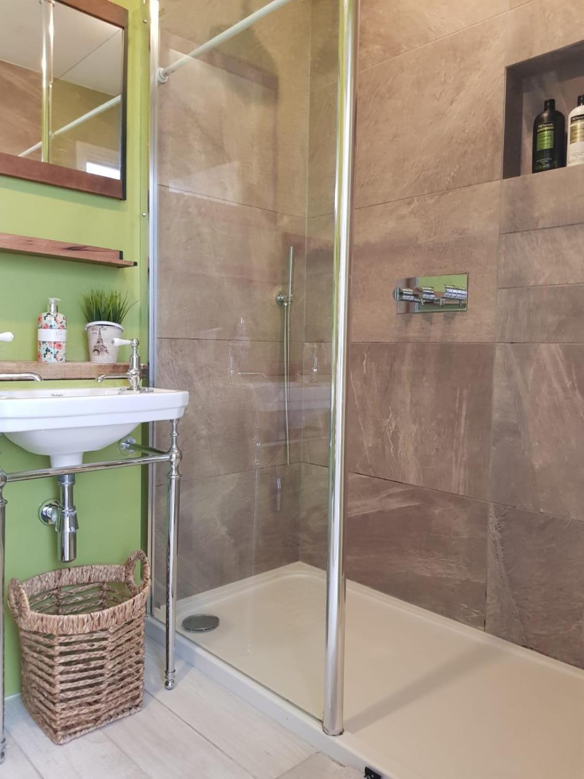 5 Bed House - Fancy - Sleep Up To 12 - Central London Luaran gambar